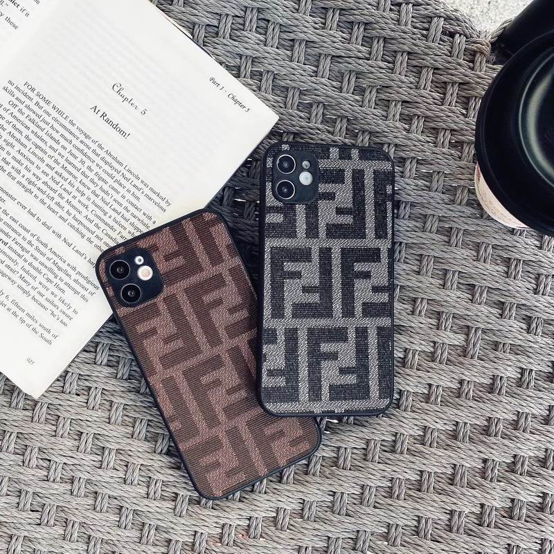 Fendi iphone 15pro max 19